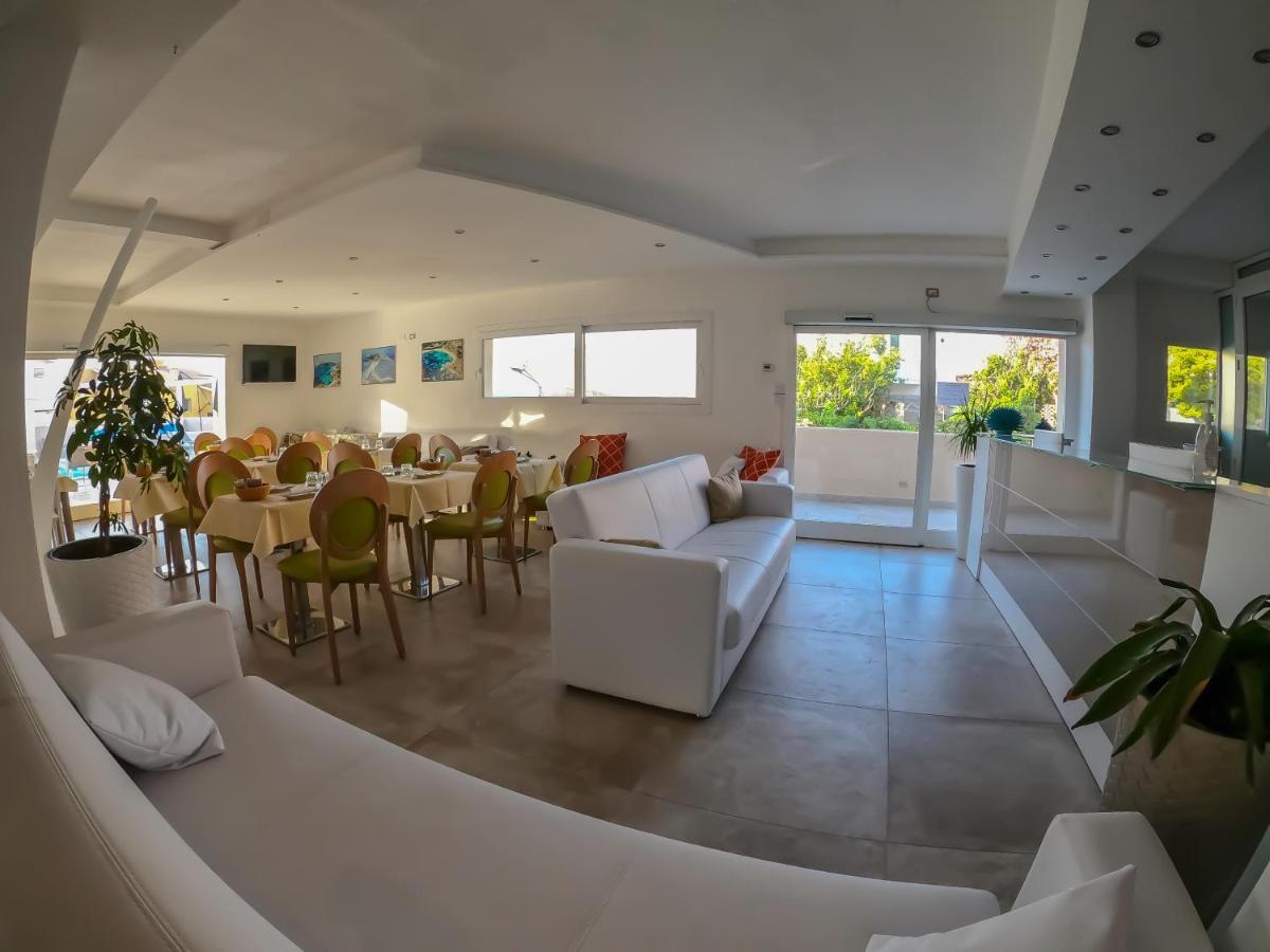 Rena Bianca Suite By La Contessa Santa Teresa Gallura Exterior photo